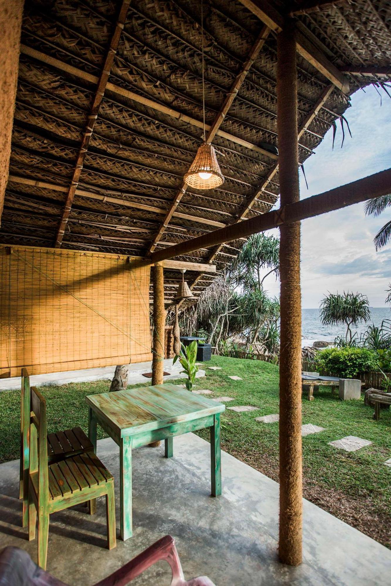 Sea View Clay House Hotell Dikwella Exteriör bild